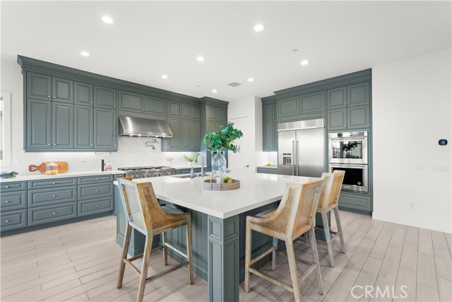 Detail Gallery Image 10 of 53 For 20526 W Deer Grass Ct, Porter Ranch,  CA 91326 - 5 Beds | 5/1 Baths