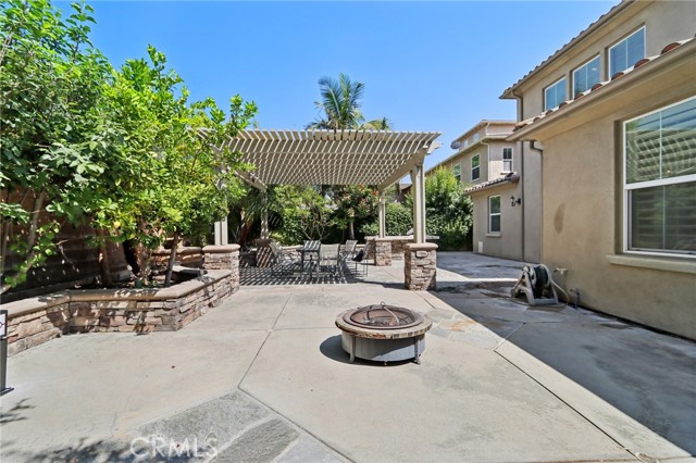 27 Antique Rose, Irvine CA: https://media.crmls.org/medias/a4e47f63-4301-4964-b1d9-8e6a16938766.jpg