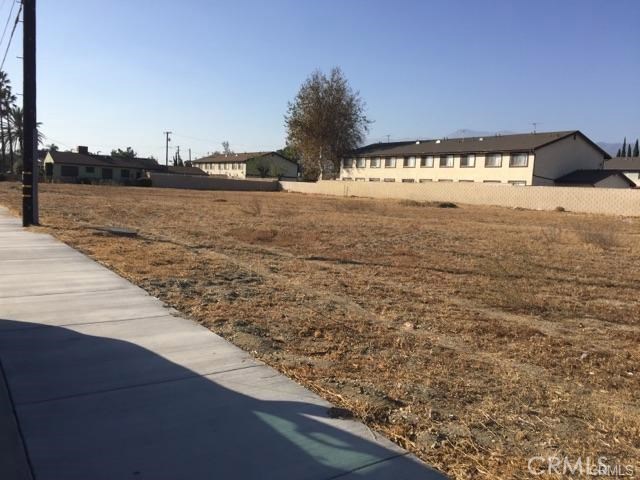 9086 Juniper Ave, Fontana, CA 92335