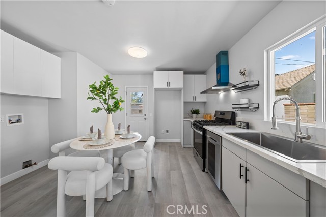 Detail Gallery Image 9 of 39 For 2461 Saint Pierre, Altadena,  CA 91001 - 4 Beds | 2 Baths