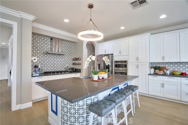 Detail Gallery Image 6 of 58 For 44366 Dorchester, Temecula,  CA 92592 - 4 Beds | 2/1 Baths