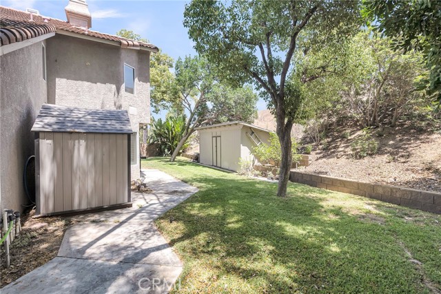 11322 Breithorn Court, Riverside CA: https://media.crmls.org/medias/a4e82a93-e058-4eb7-b9d4-9bb3c06c413a.jpg