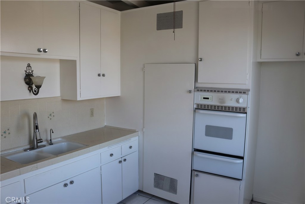 MLS #OC25266888 image #5