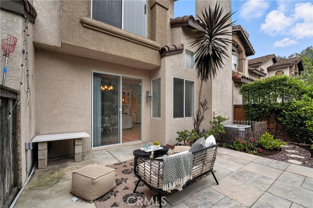 5 Pappagallo, Aliso Viejo CA: https://media.crmls.org/medias/a4e8c338-93a4-4315-8bb4-93c774e09690.jpg