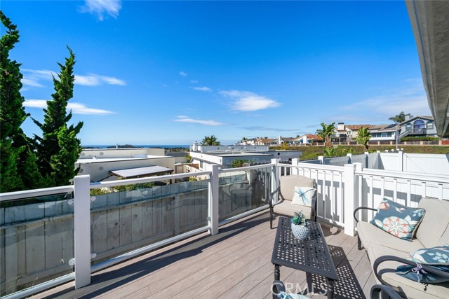 Detail Gallery Image 4 of 26 For 747 Vista Pacifica Circle, Pismo Beach,  CA 93449 - 2 Beds | 2 Baths