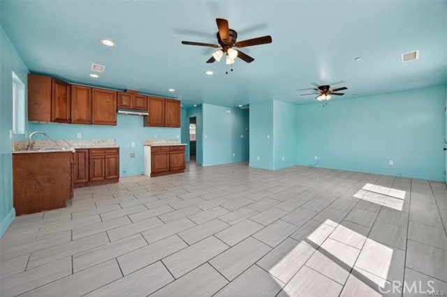 Detail Gallery Image 17 of 28 For 2546 Evergreen, Selma,  CA 93662 - – Beds | – Baths