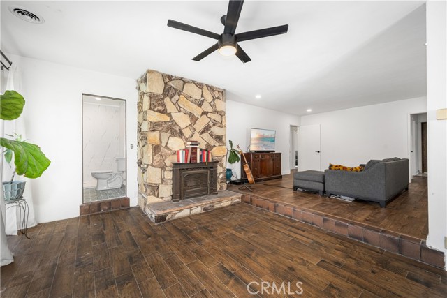 Detail Gallery Image 15 of 33 For 4256 Quigley, Lakewood,  CA 90713 - 3 Beds | 2 Baths