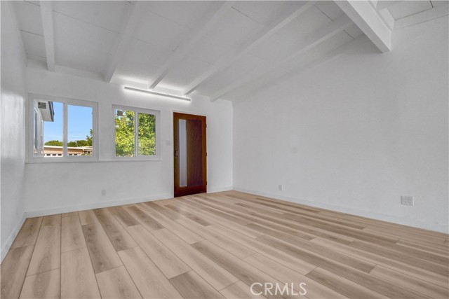 17919 Gard Avenue, Artesia CA: https://media.crmls.org/medias/a4ea028b-dbab-4320-8335-e4b3b1d5d44e.jpg