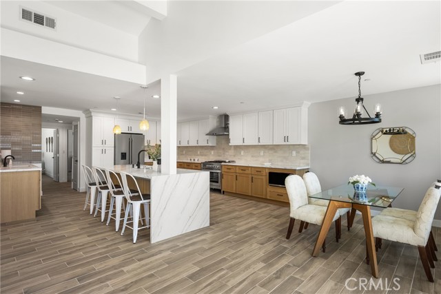235 Via Ballena, San Clemente CA: https://media.crmls.org/medias/a4ea7019-1674-4c7d-95bf-4e98f869a344.jpg