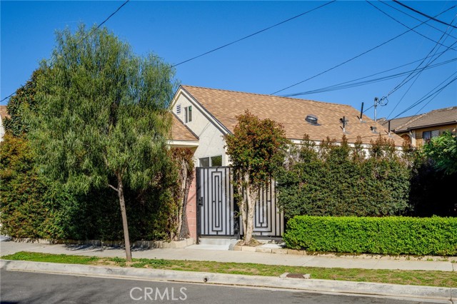 Detail Gallery Image 1 of 24 For 592 South St a,  Glendale,  CA 91202 - 2 Beds | 2 Baths