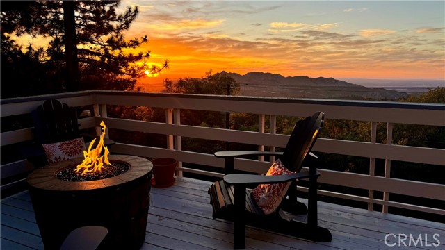 Detail Gallery Image 5 of 32 For 28935 Banff, Lake Arrowhead,  CA 92352 - 3 Beds | 1/1 Baths