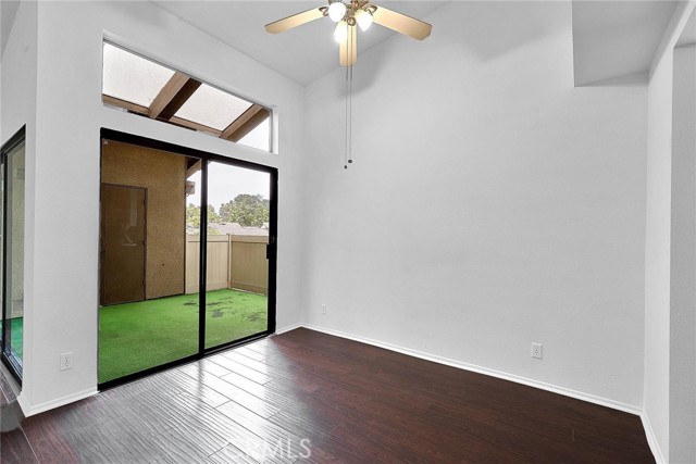 Detail Gallery Image 6 of 30 For 15922 Alta Vista Dr #C,  La Mirada,  CA 90638 - 2 Beds | 2 Baths