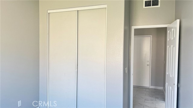 Detail Gallery Image 14 of 33 For 7575 Lime, Fontana,  CA 92336 - 5 Beds | 3 Baths