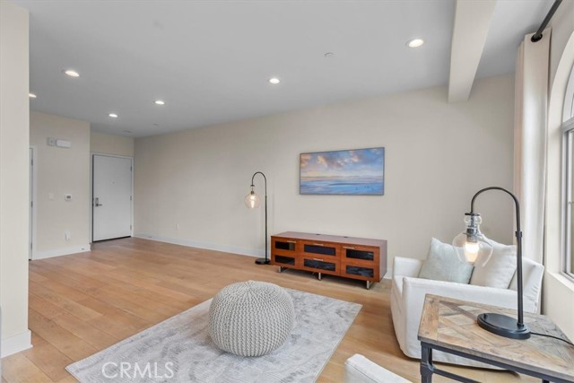 Detail Gallery Image 8 of 21 For 627 Deep Valley Dr #114,  Rolling Hills Estates,  CA 90274 - 1 Beds | 1 Baths