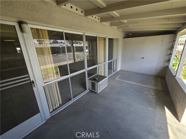 Detail Gallery Image 2 of 10 For 13121 Oakhills Dr 233j,  Seal Beach,  CA 90740 - 1 Beds | 1 Baths