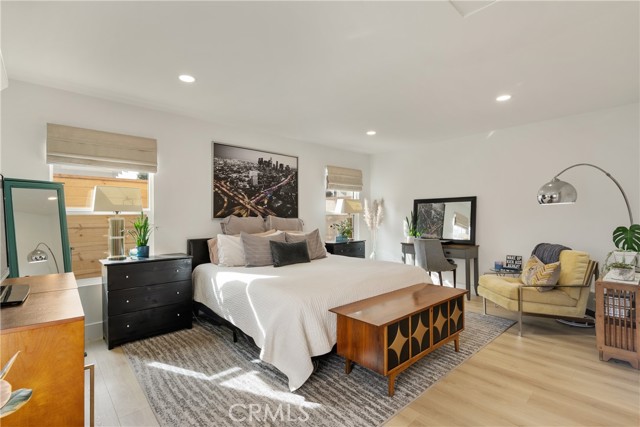 Detail Gallery Image 34 of 39 For 145 E Green St, Claremont,  CA 91711 - 5 Beds | 4 Baths