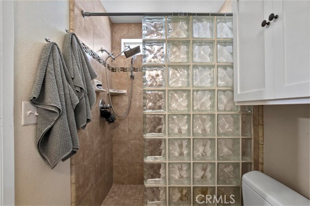 Detail Gallery Image 21 of 44 For 170 Artesia, Chico,  CA 95973 - 3 Beds | 2 Baths