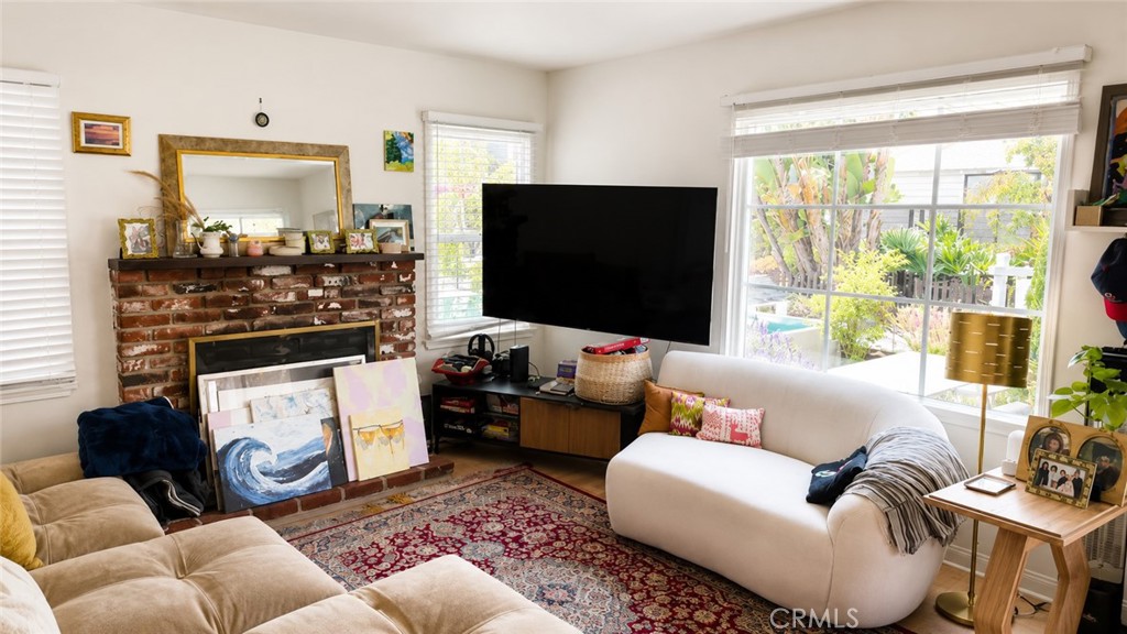 MLS #SB26122482 image #3