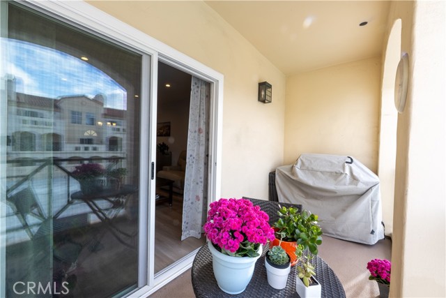Detail Gallery Image 15 of 17 For 5500 Torrance Blvd #A211,  Torrance,  CA 90503 - 3 Beds | 2 Baths