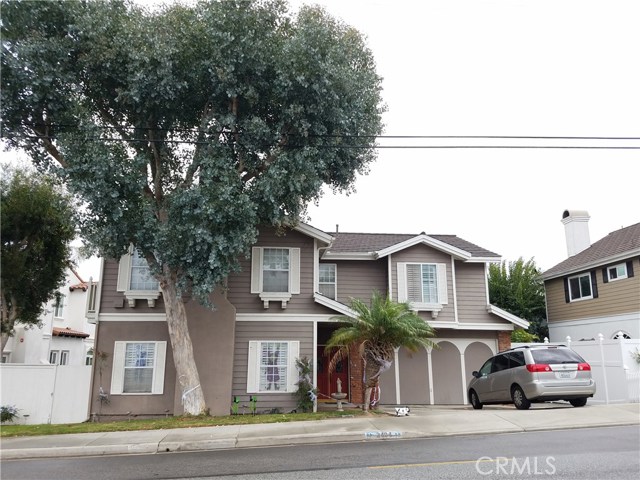 2404 Green Lane, Redondo Beach, California 90278, 3 Bedrooms Bedrooms, ,2 BathroomsBathrooms,Residential,Sold,Green,SB16736022