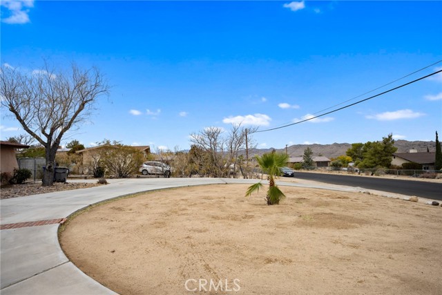 Detail Gallery Image 5 of 45 For 58129 Pueblo Trail, Yucca Valley,  CA 92284 - 3 Beds | 2 Baths