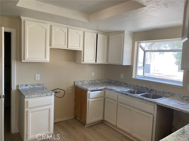 Detail Gallery Image 23 of 32 For 11969 7th Ave, Hesperia,  CA 92345 - 3 Beds | 2 Baths