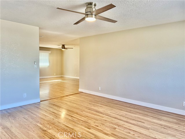 Detail Gallery Image 2 of 12 For 6472 Brown Cir, Huntington Beach,  CA 92647 - 3 Beds | 1/1 Baths