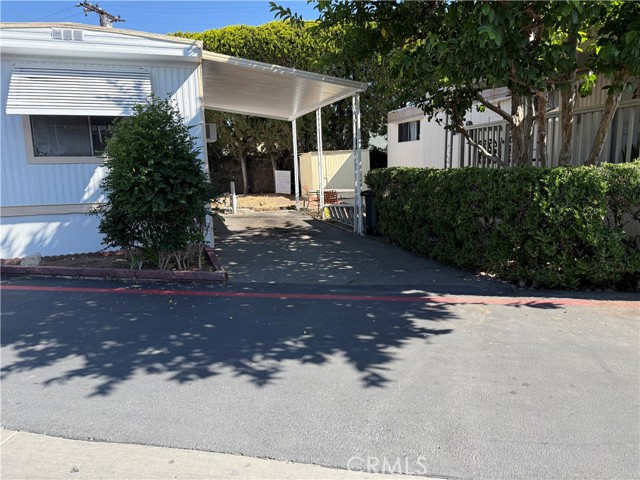 1527 S Standard, Santa Ana CA: https://media.crmls.org/medias/a4f3baec-c8cb-42d1-a1ec-40509d13444c.jpg