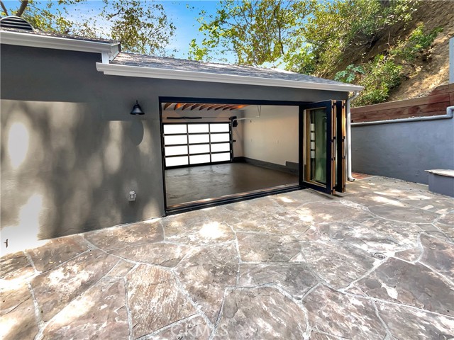 2252 Verde Oak Drive, Los Angeles CA: https://media.crmls.org/medias/a4f56c85-6bbb-42c1-a6f0-f908e3da6ca4.jpg
