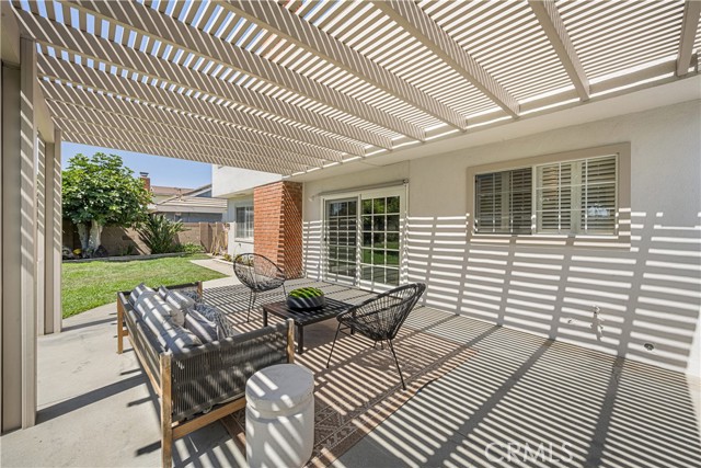 11771 Paseo Bonita, Los Alamitos CA: https://media.crmls.org/medias/a4f60ce1-0d89-4d0c-99bf-3aada244da25.jpg