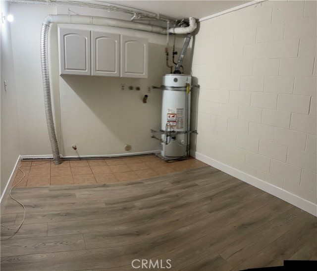 Detail Gallery Image 30 of 30 For 7311 Kester, Van Nuys,  CA 91405 - 2 Beds | 3 Baths