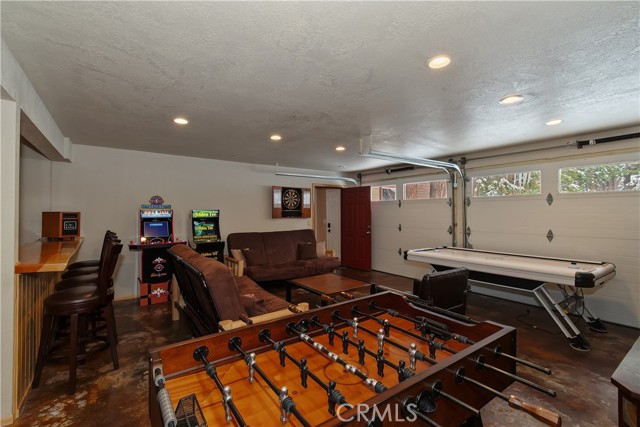 Detail Gallery Image 38 of 50 For 764 Crestwood, Big Bear Lake,  CA 92315 - 2 Beds | 2 Baths