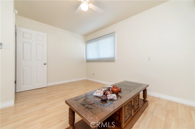 Detail Gallery Image 13 of 22 For 641 N Milford, Orange,  CA 92867 - 3 Beds | 2 Baths
