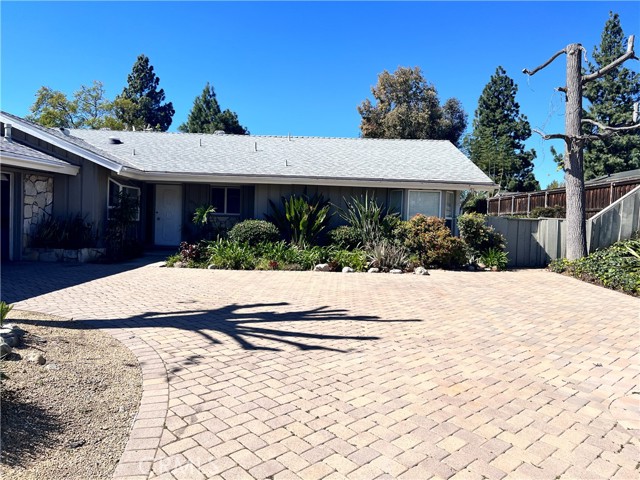 Front Image Thumbnail for CRSR26044565