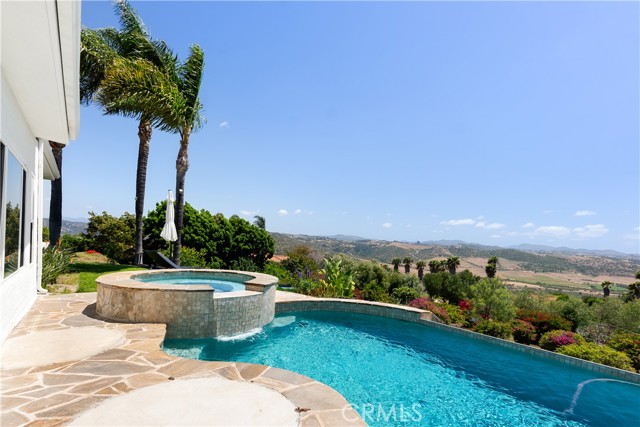Detail Gallery Image 40 of 52 For 3610 Monserate Hill Ct, Fallbrook,  CA 92028 - 4 Beds | 3/1 Baths