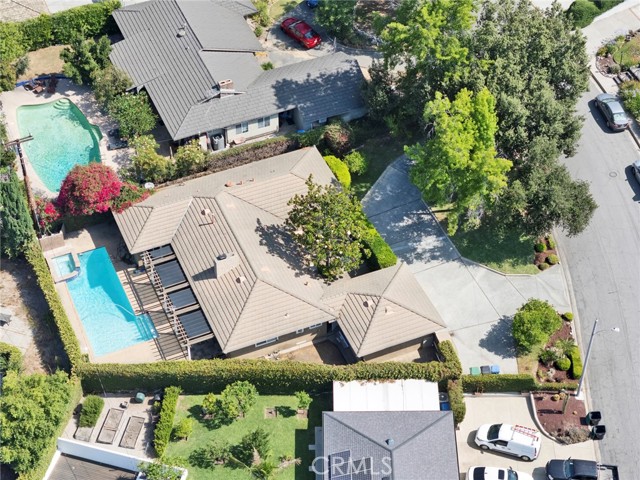 1811 Chantry Drive, Arcadia CA: https://media.crmls.org/medias/a4f6e27a-80c3-472a-8dc1-afabd9ae55c6.jpg