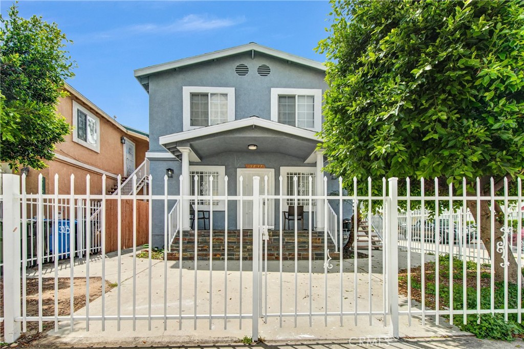 3232 W Vernon Avenue