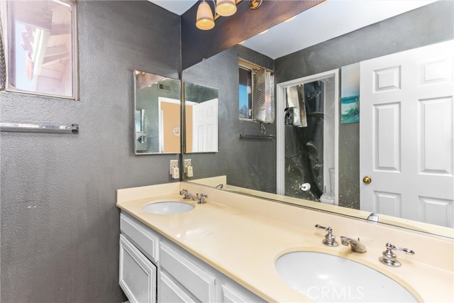 Detail Gallery Image 24 of 41 For 21200 Lands End, Moreno Valley,  CA 92557 - 4 Beds | 3 Baths