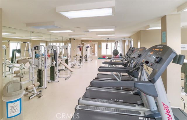 Detail Gallery Image 46 of 59 For 230 Lille Lane #113,  Newport Beach,  CA 92663 - 3 Beds | 3 Baths