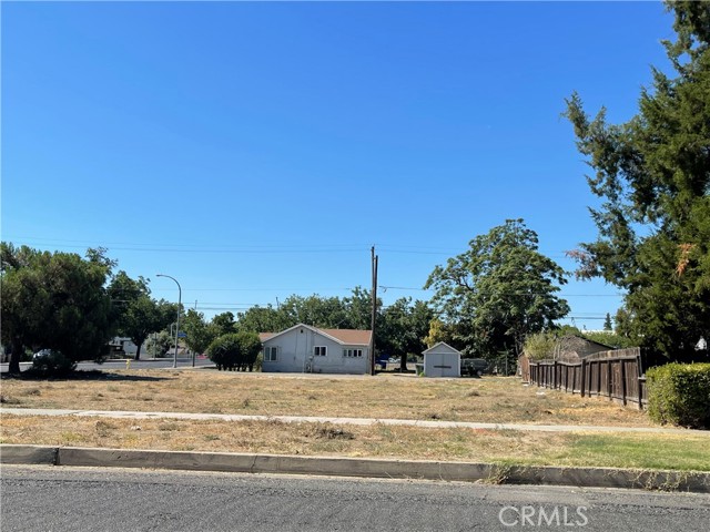 Image 2 for 2433 M St, Merced, CA 95340