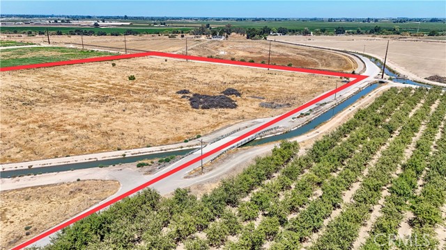 1777 Bird, Livingston CA: https://media.crmls.org/medias/a4f8712f-038d-4a3e-b357-d77496440609.jpg