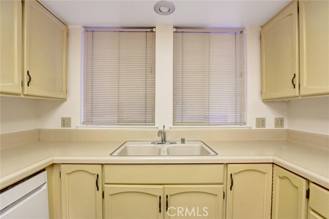 Detail Gallery Image 7 of 32 For 95 Calle Aragon a,  Laguna Woods,  CA 92637 - 2 Beds | 2 Baths