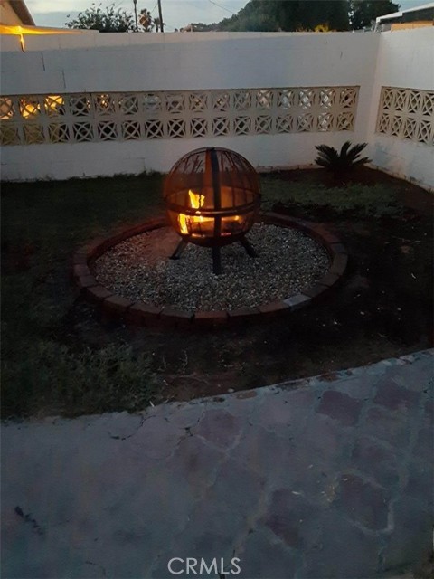 Detail Gallery Image 4 of 10 For 340 N 9th, Blythe,  CA 92225 - 4 Beds | 2 Baths