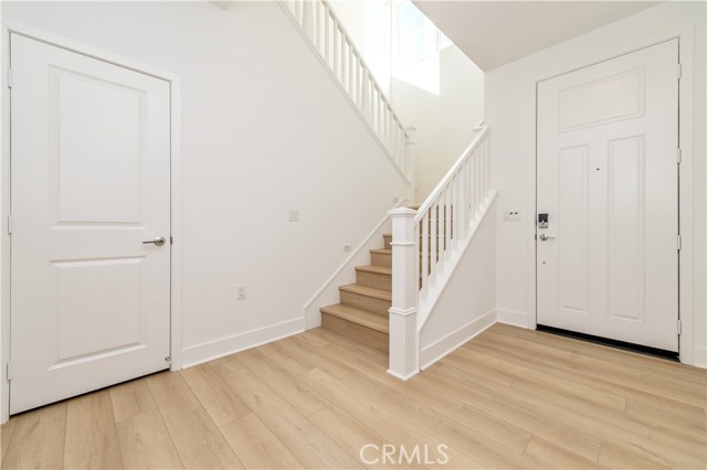 Detail Gallery Image 5 of 28 For 108 Tiffin, Irvine,  CA 92618 - 3 Beds | 2/1 Baths