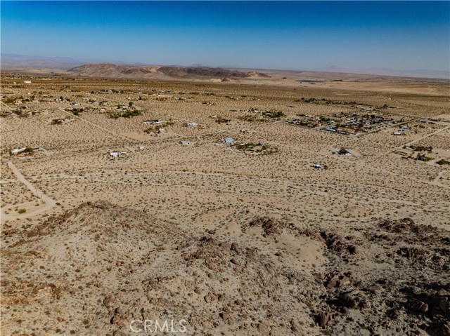 Detail Gallery Image 9 of 28 For 7099 Canyon Rd, Twentynine Palms,  CA 92277 - – Beds | – Baths