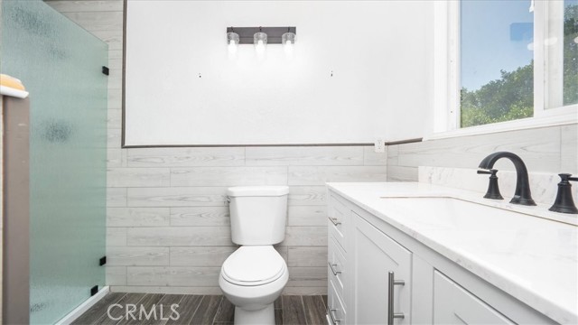 Detail Gallery Image 14 of 27 For 7070 Karen Ln, Jurupa Valley,  CA 92509 - 4 Beds | 2 Baths