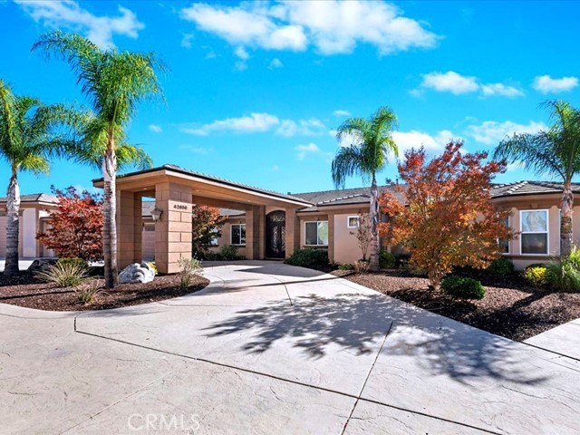 Detail Gallery Image 8 of 67 For 42650 Calle Contento, Temecula,  CA 92592 - 5 Beds | 5/1 Baths