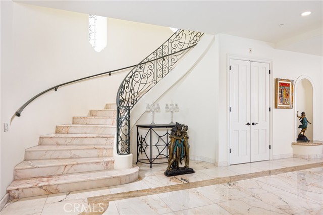 Detail Gallery Image 16 of 41 For 77 Ritz Cove Dr, Dana Point,  CA 92629 - 5 Beds | 5/1 Baths