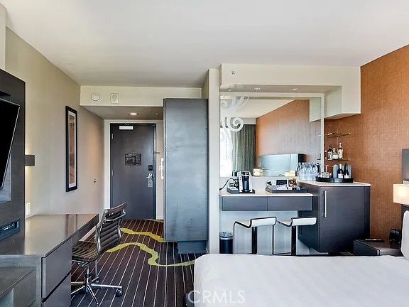 207 5th Avenue - photo 3