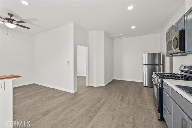 44124 51st W Street, Lancaster CA: https://media.crmls.org/medias/a4fe04ae-d494-44eb-adcf-5fbd95e845d1.jpg